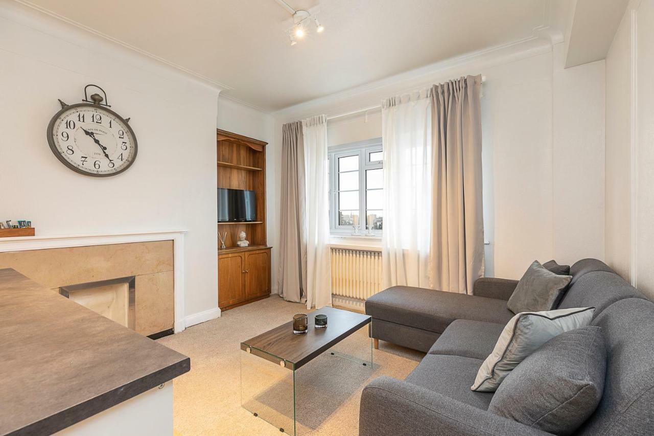 Grand Swiss Cottage Apartment London Exterior foto