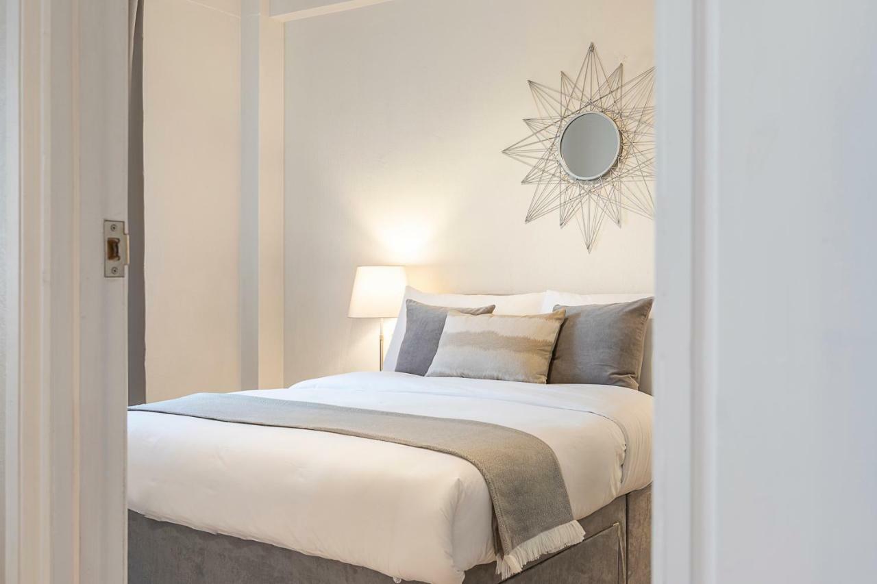 Grand Swiss Cottage Apartment London Exterior foto
